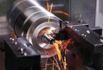 Gia công cơ khí, xử lý và tráng phủ kim loại